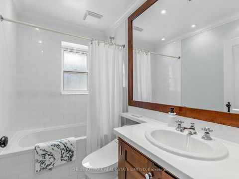 Photo 16 at 303 Belsize Drive, Mount Pleasant East, Toronto