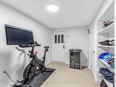 Photo 23 at 303 Belsize Drive, Mount Pleasant East, Toronto