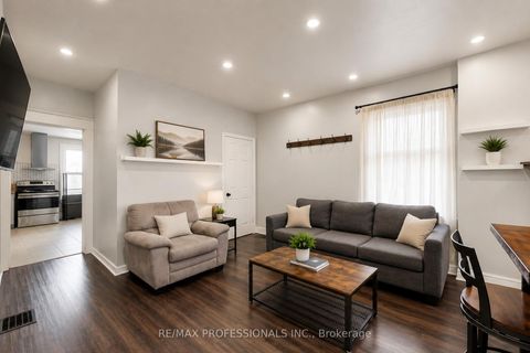 Photo 4 at 2 Muir Avenue, Dufferin Grove, Toronto