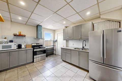 Photo 11 at 2 Muir Avenue, Dufferin Grove, Toronto