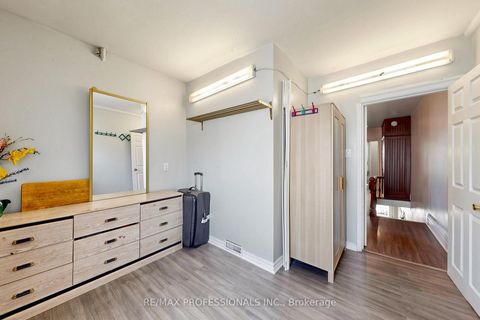 Photo 21 at 2 Muir Avenue, Dufferin Grove, Toronto