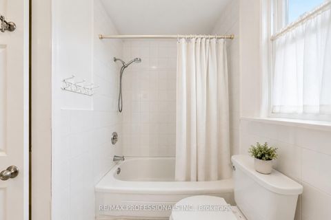 Photo 22 at 2 Muir Avenue, Dufferin Grove, Toronto