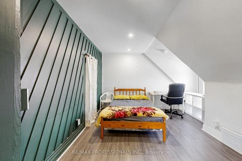 Photo 28 at 2 Muir Avenue, Dufferin Grove, Toronto