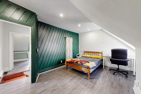 Photo 29 at 2 Muir Avenue, Dufferin Grove, Toronto