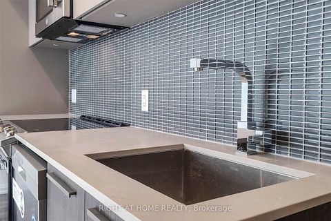 Photo 14 at 611 - 4208 Dundas Street W, Humber Valley, Toronto