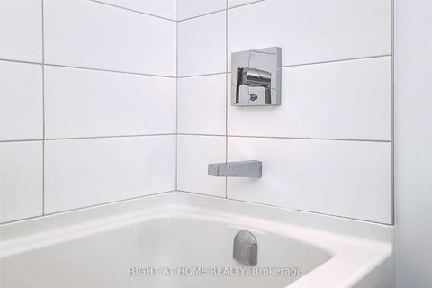 Photo 27 at 611 - 4208 Dundas Street W, Humber Valley, Toronto