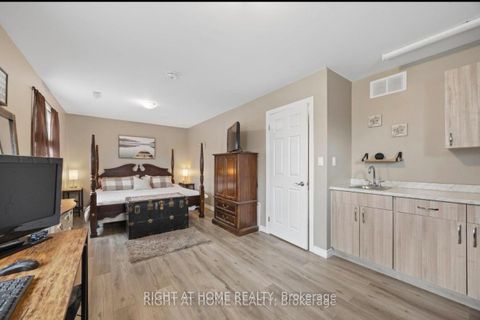 Photo 11 at 154 Admiral Road, South East, Ajax