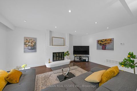 Photo 16 at 12 Dorian Place, Uplands, Vaughan