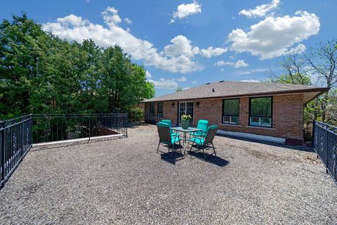 Photo 32 at 12 Dorian Place, Uplands, Vaughan