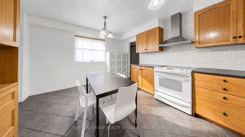 Photo 5 at 289D Bartlett Avenue, Junction, Toronto