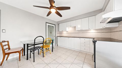 Photo 9 at 289D Bartlett Avenue, Junction, Toronto