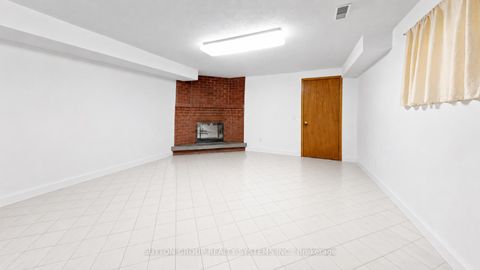 Photo 14 at 289D Bartlett Avenue, Junction, Toronto
