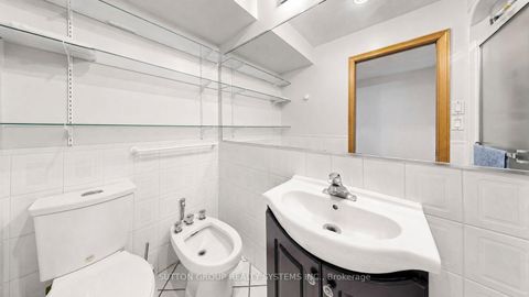 Photo 17 at 289D Bartlett Avenue, Junction, Toronto