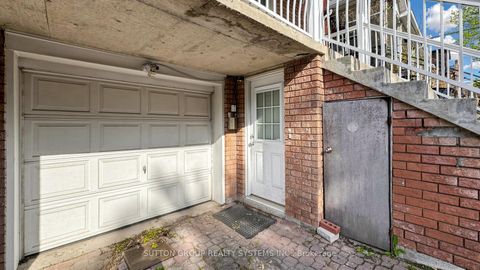 Photo 19 at 289D Bartlett Avenue, Junction, Toronto