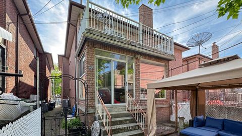 Photo 20 at 289D Bartlett Avenue, Junction, Toronto