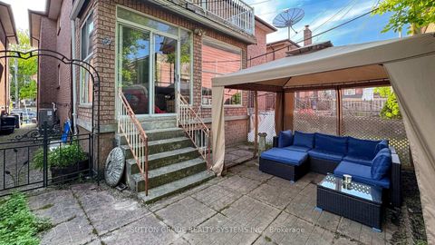 Photo 21 at 289D Bartlett Avenue, Junction, Toronto