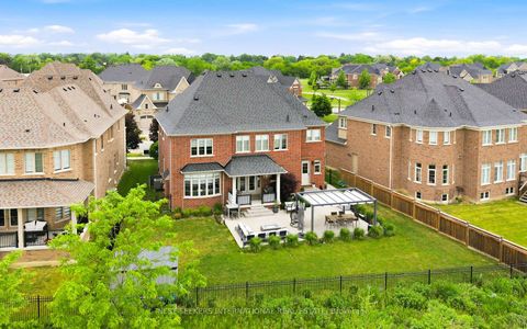 Photo 32 at 9 Larkin Avenue, Nobleton, King