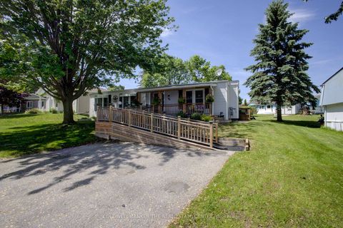 Photo 1 at 36 Linden Lane, Rural Innisfil, Innisfil