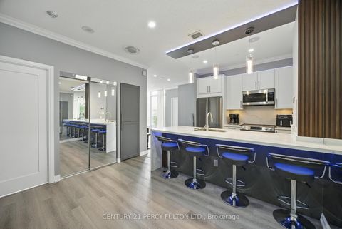 Photo 1 at 314 - 181 Village Green Square, Malvern West, Toronto