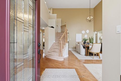 Photo 3 at 729 Sundance Circle, Northglen, Oshawa