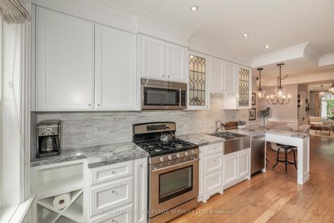Photo 6 at 149 Winchester Street, South St. James Town, Toronto