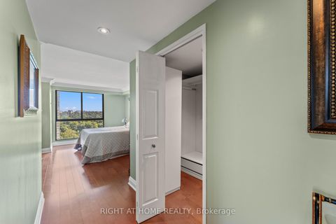 Photo 13 at 1503 - 3 Concorde Place, Don Mills, Toronto