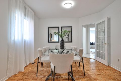 Photo 15 at 113 Redondo Drive, Beverley Glen, Vaughan