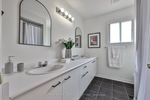 Photo 36 at 113 Redondo Drive, Beverley Glen, Vaughan