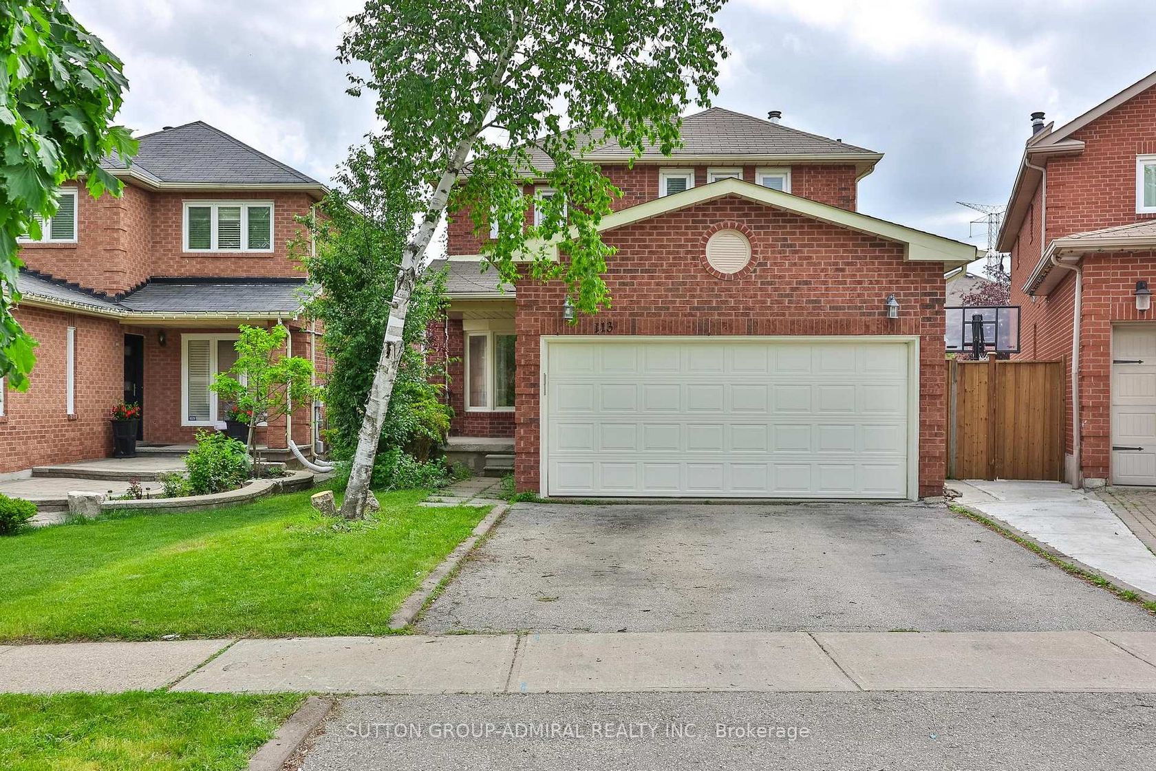 113 Redondo Drive, Beverley Glen, Vaughan photo number 2