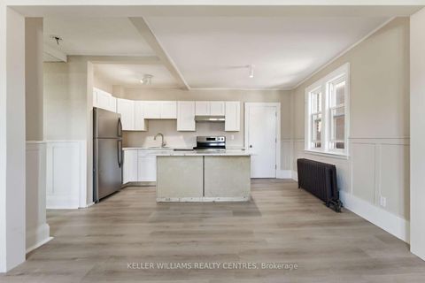 Photo 17 at 42 Mansfield Avenue, Bellwoods, Toronto
