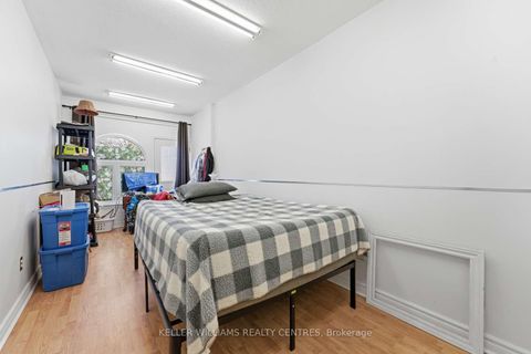 Photo 27 at 42 Mansfield Avenue, Bellwoods, Toronto