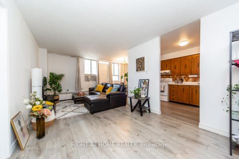 Photo 9 at 315 - 100 Dundalk Drive, Dorset Park, Toronto
