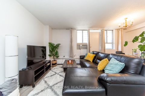 Photo 12 at 315 - 100 Dundalk Drive, Dorset Park, Toronto