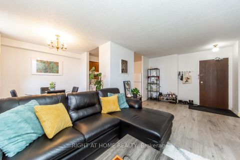 Photo 16 at 315 - 100 Dundalk Drive, Dorset Park, Toronto