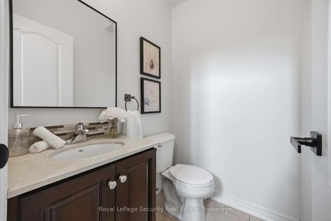 Photo 11 at 491 Mcroberts Avenue, Fairbank, Toronto