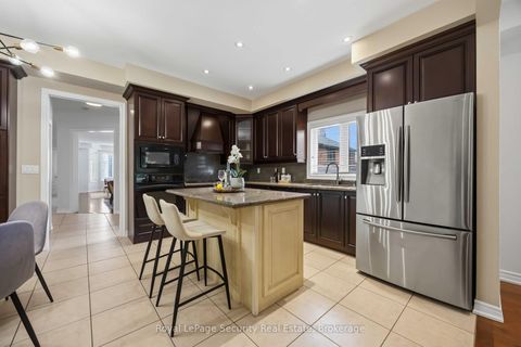 Photo 12 at 491 Mcroberts Avenue, Fairbank, Toronto