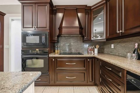 Photo 13 at 491 Mcroberts Avenue, Fairbank, Toronto