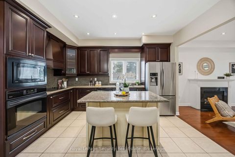 Photo 14 at 491 Mcroberts Avenue, Fairbank, Toronto