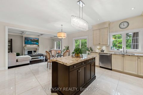 Photo 10 at 51 Lady Karen Crescent, Patterson, Vaughan