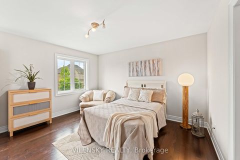 Photo 28 at 51 Lady Karen Crescent, Patterson, Vaughan