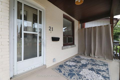 Photo 2 at 21 Wallace Avenue, Junction, Toronto