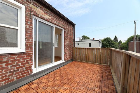 Photo 14 at 21 Wallace Avenue, Junction, Toronto
