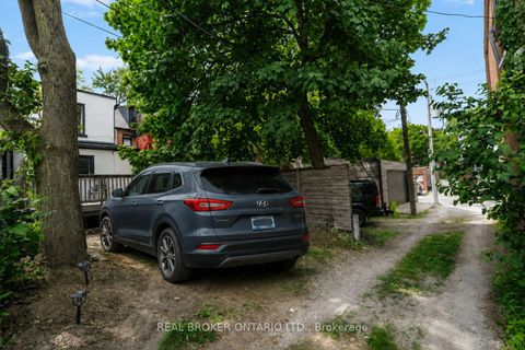 Photo 34 at 33 Lakeview Avenue, Bellwoods, Toronto
