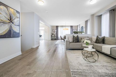 Photo 10 at 1376 Lawson Street, Alcona, Innisfil
