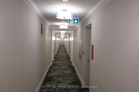 Photo 10 at 1505 - 15 Greenview Avenue, Newtonbrook West, Toronto
