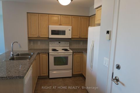 Photo 19 at 1505 - 15 Greenview Avenue, Newtonbrook West, Toronto