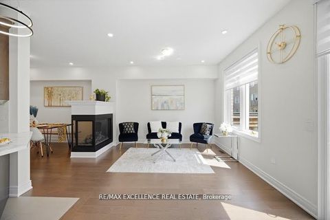 Photo 10 at 67 Drizzel Crescent, Oak Ridges, Richmond Hill