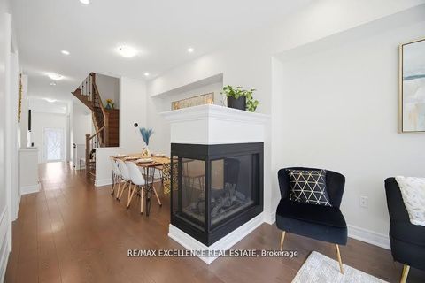 Photo 12 at 67 Drizzel Crescent, Oak Ridges, Richmond Hill