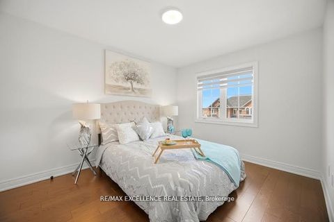Photo 25 at 67 Drizzel Crescent, Oak Ridges, Richmond Hill