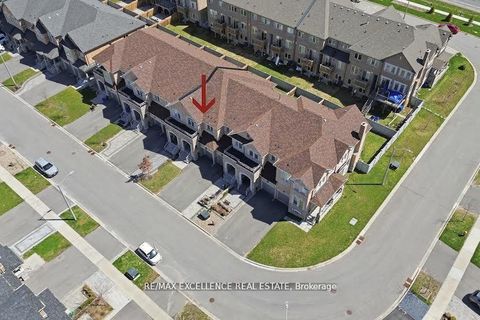 Photo 36 at 67 Drizzel Crescent, Oak Ridges, Richmond Hill